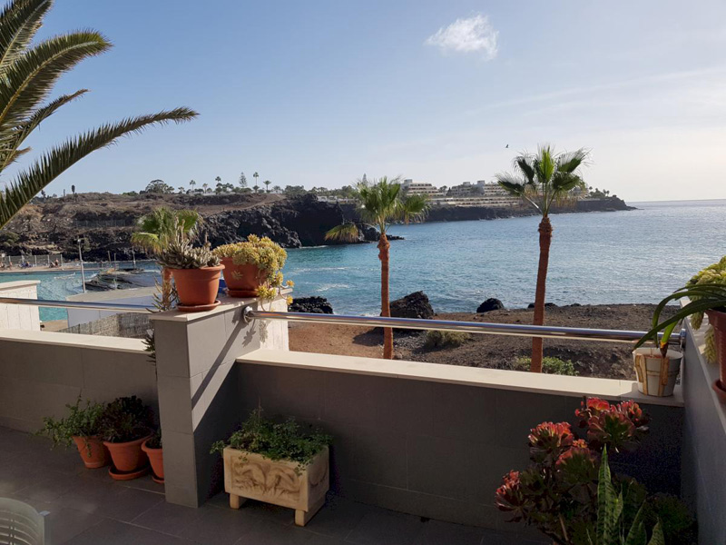 Spectacular ocean front apartment